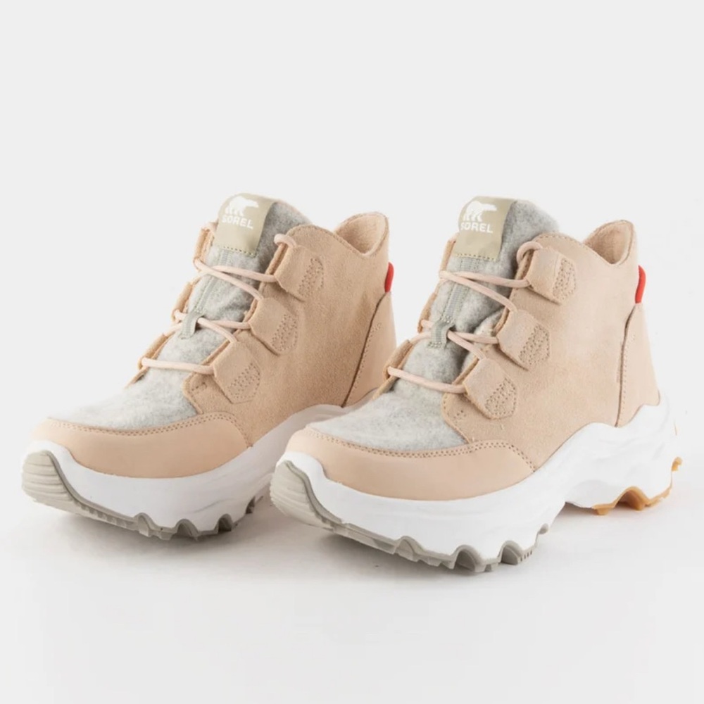 SOREL Kinetic Breaktru Caribou Tan Gray Sneaker Boots Rugged Outsoles